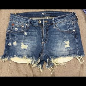 Short demon shorts with fringe!